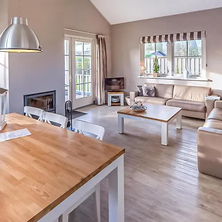 Lovely In With Wifi Holiday home *